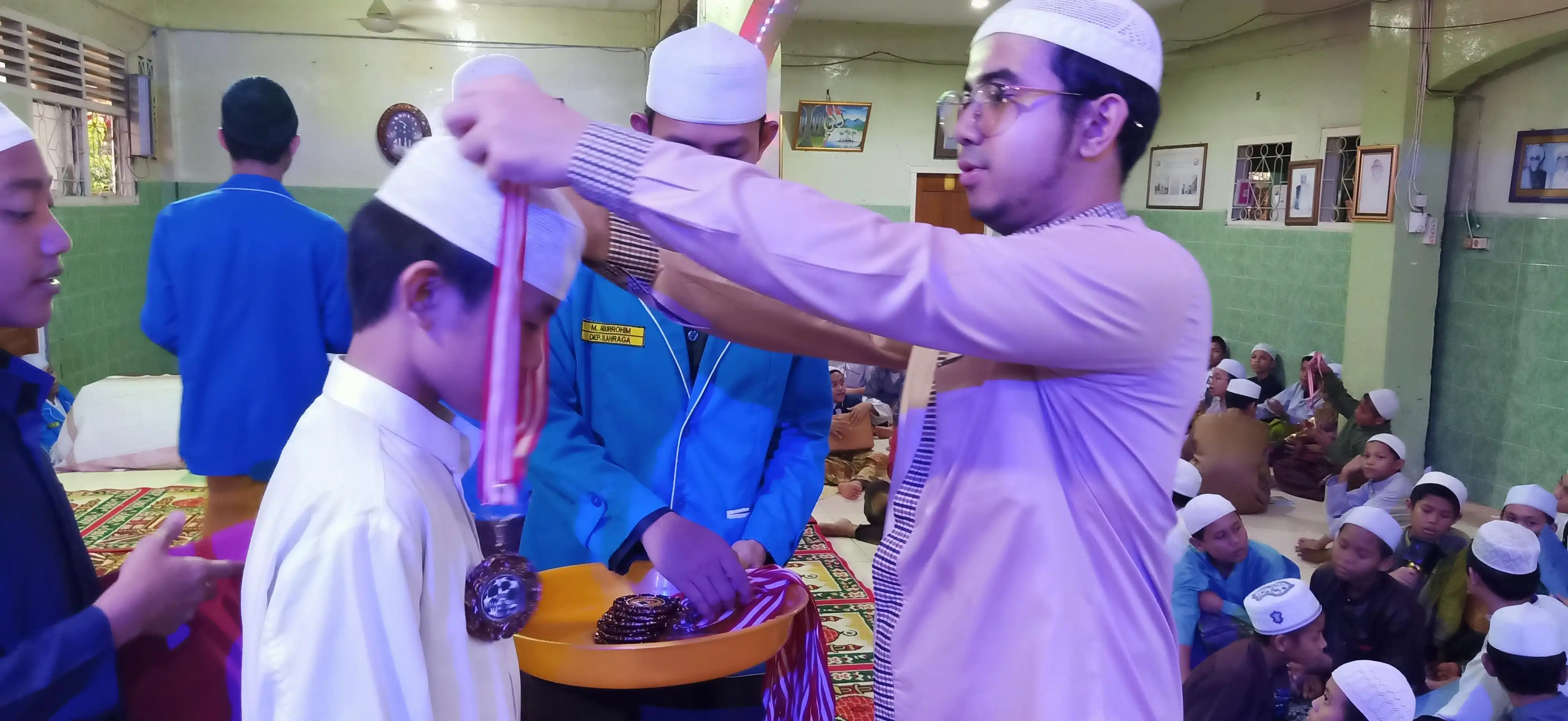 Pembagian Hadiah 147